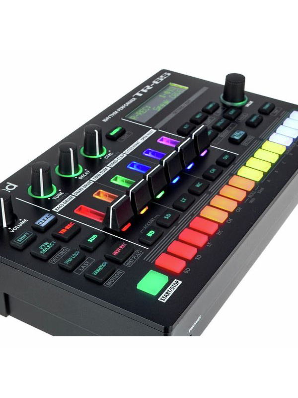 roland-tr-6s-rhythm-performer-close-up---drum-machine---musicaholic-mauritius.jpg